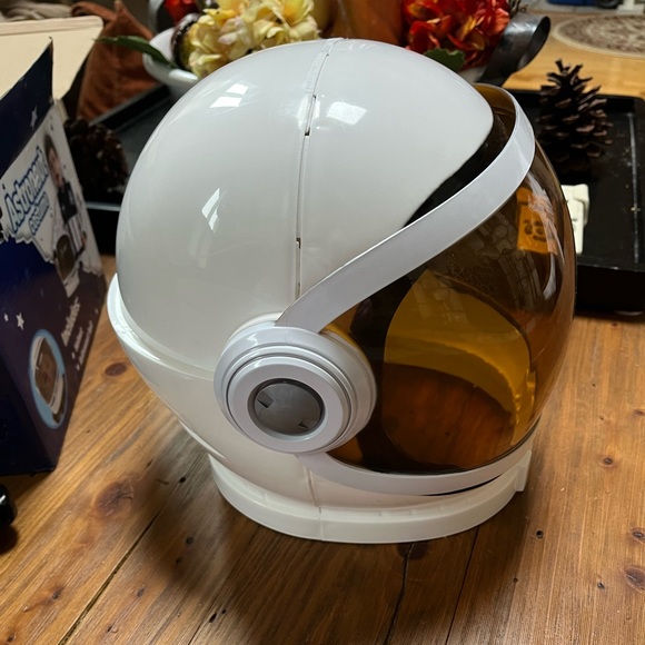 Spooktacular Creations Astronaut Costume- Size Small. - Picture 10 of 13